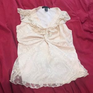 Women’s lace sleeveless top